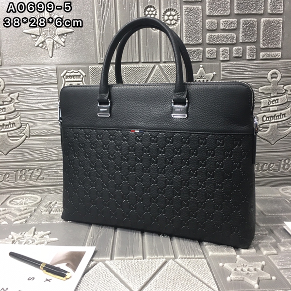 スーパーコピーブランドバッグ正面デザイン